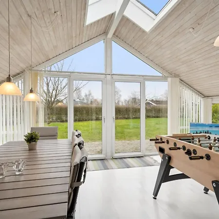 Holiday home Chrisse *