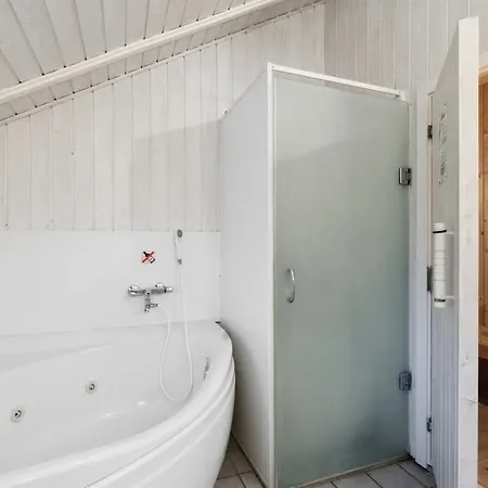 Prázdninový dům Chrisse - 250m From The Sea By Interhome Otterup