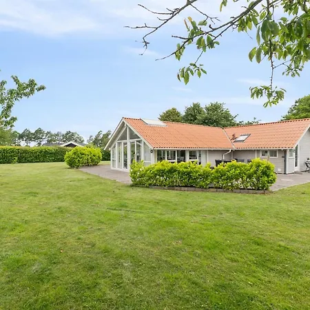 Chrisse - 250m From The Sea By Interhome * Otterup