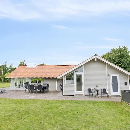 Chrisse - 250m From The Sea By Interhome Otterup