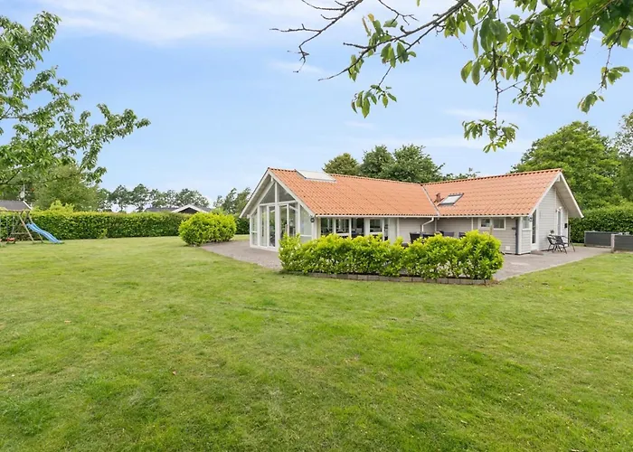 Chrisse - 250m From The Sea By Interhome * Otterup